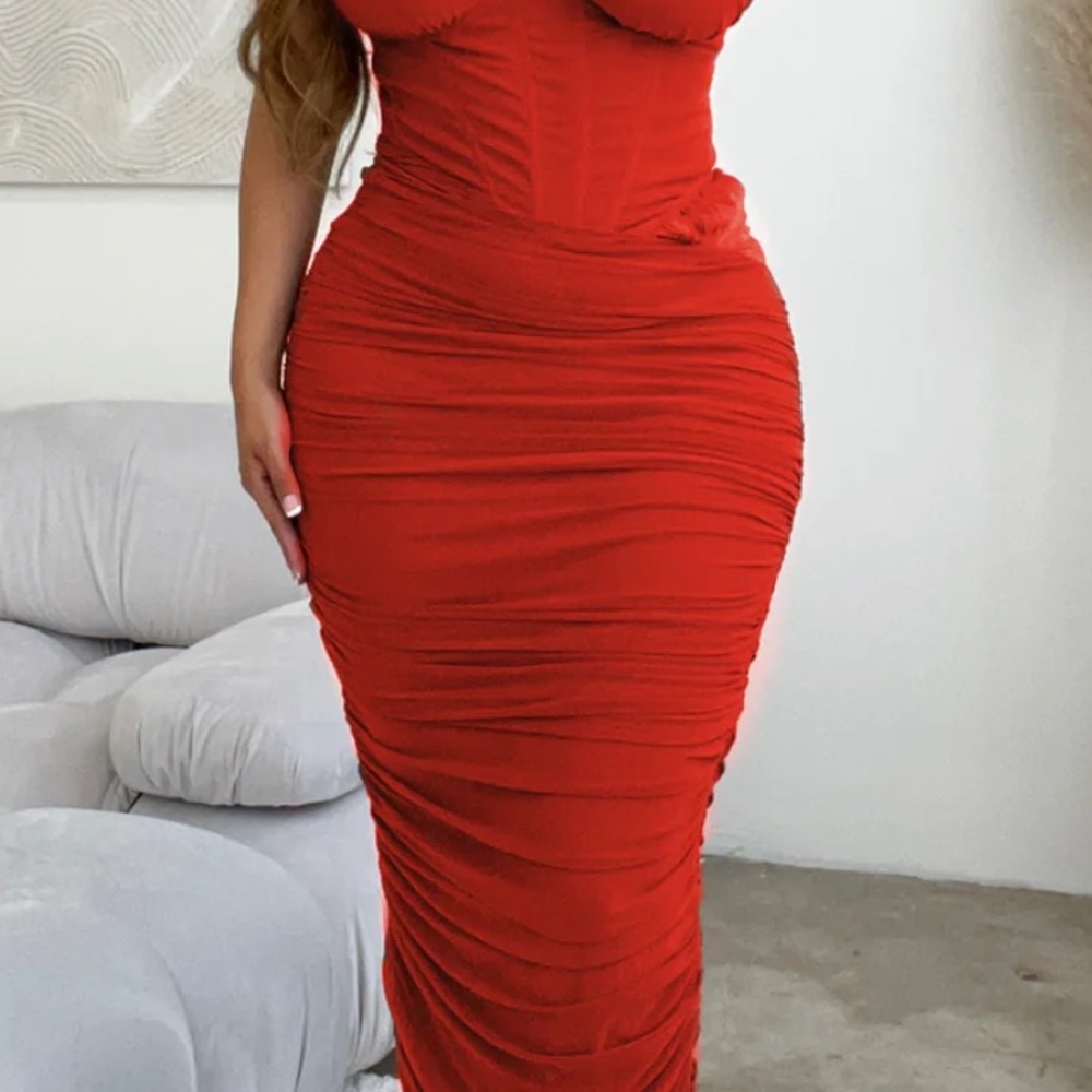 Red Ruched Midi Dress - Picture 2 of 3